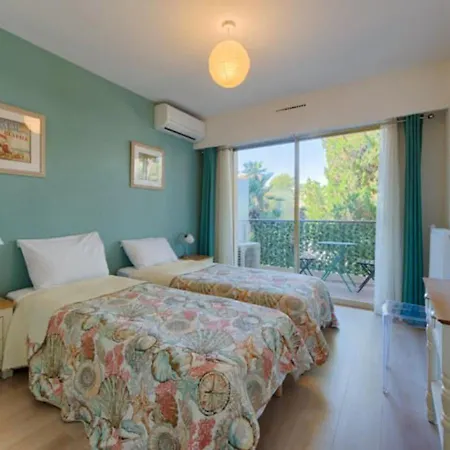 Le Cardiff Avec Grand Balcon, Piscine Et Parking, Un Fabuleux Familial En Basse Californie Apartment Cannes