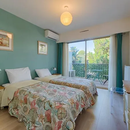 Apartment Le Cardiff Avec Grand Balcon, Piscine Et Parking, Un Fabuleux Familial En Basse Californie *