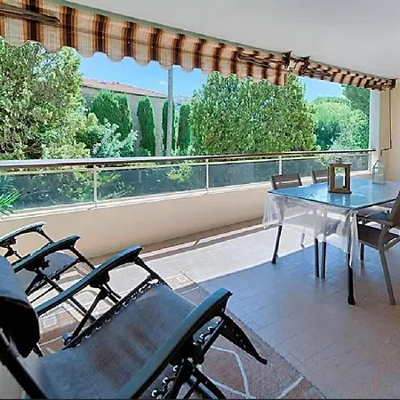 Le Cardiff Avec Grand Balcon, Piscine Et Parking, Un Fabuleux Familial En Basse Californie *