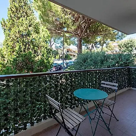 Le Cardiff Avec Grand Balcon, Piscine Et Parking, Un Fabuleux Familial En Basse Californie *